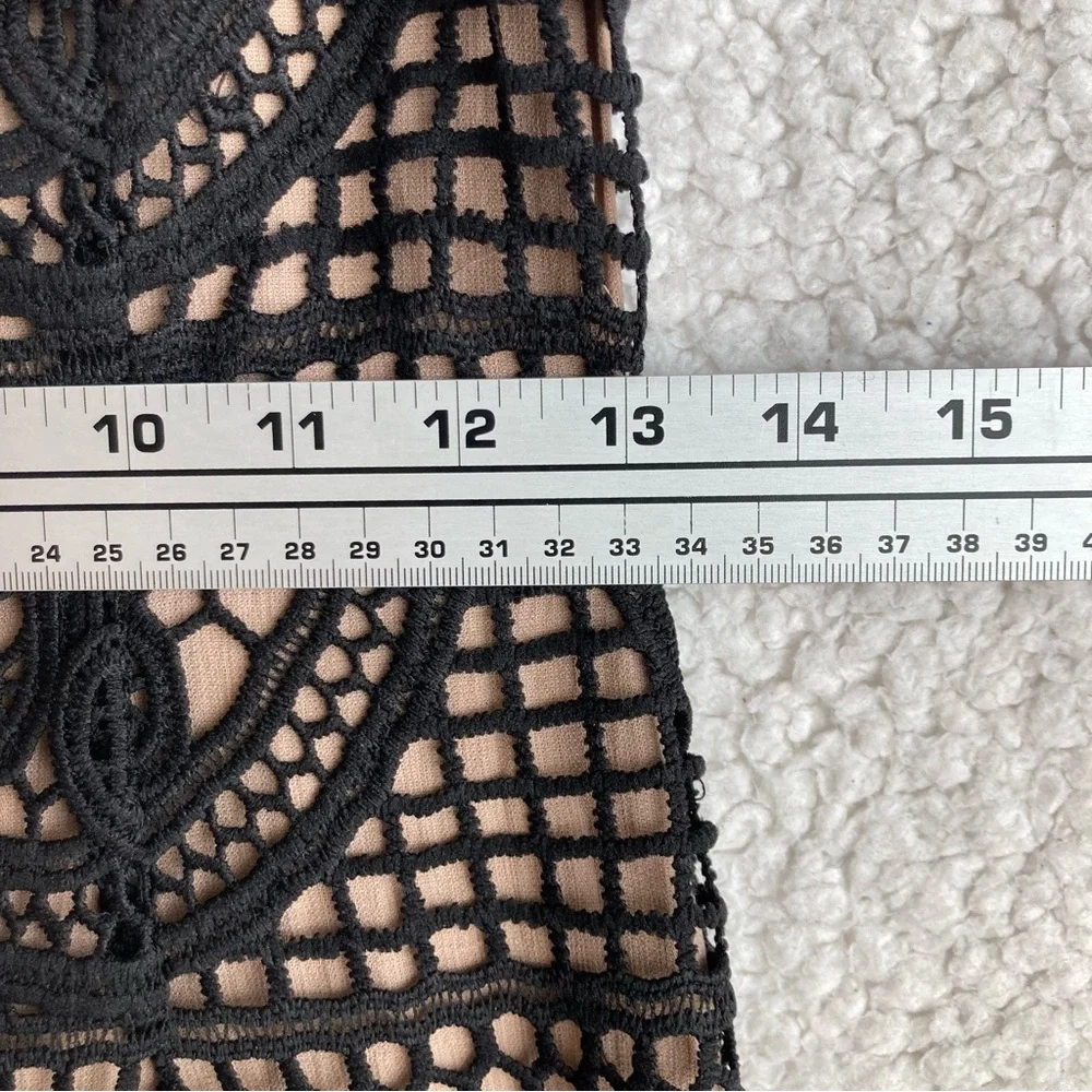 J.O.A. Los Angeles Women's black crochet lace overlay short sleeve dress, Sz S - Picture 7 of 17